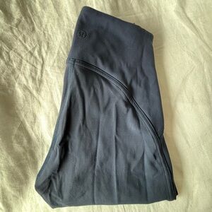 Lululemon smoothie cover tights. True navy! V waistline